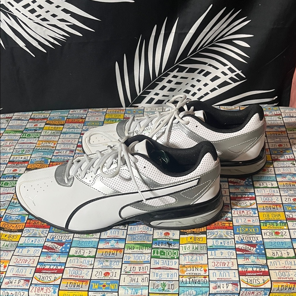 Puma White Silver Sneakers Men’s Size 13 EU 47 – Classic Comfort